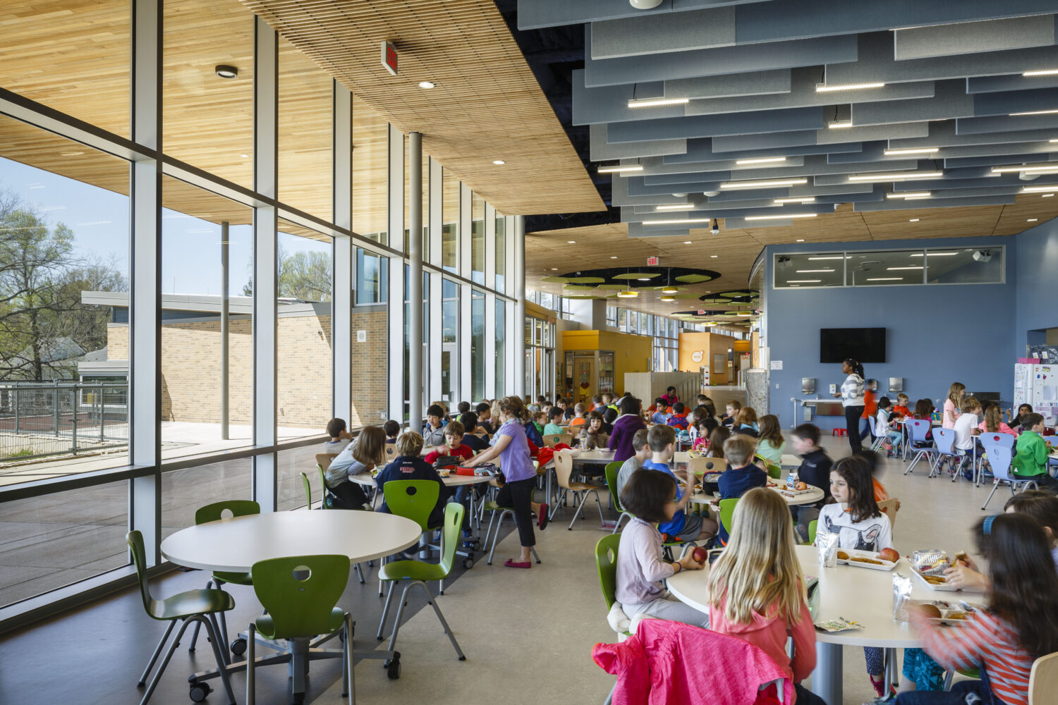 Discovery ES Cafeteria | | 2RW